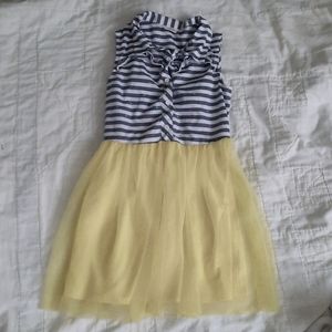 Girls dress
